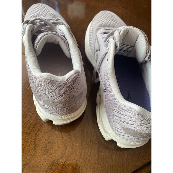 Mizuno Wave Rider 23 Women's Size 8.5 Running Shoes both are for the right foot - Picture 4 of 16